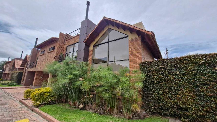 Casa en Arriendo en Guaymaral, Chía - Miniatura 2
