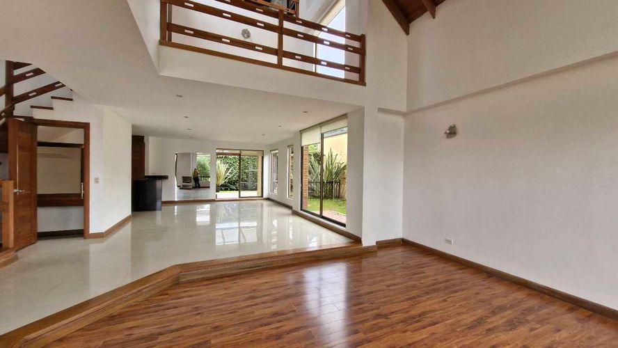Casa en Arriendo en Guaymaral, Chía - Miniatura 6