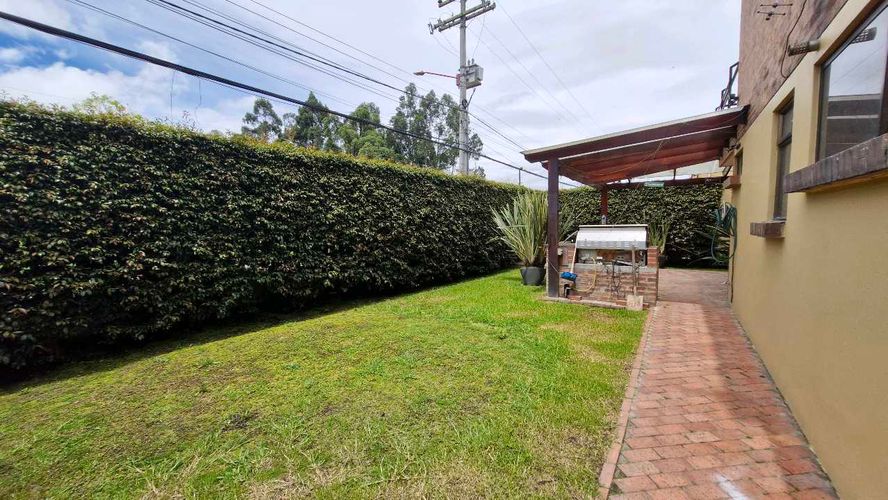 Casa en Arriendo en Guaymaral, Chía - Miniatura 12