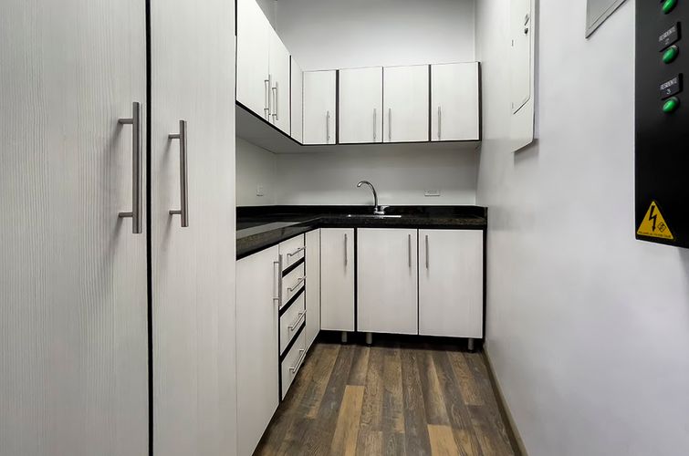 Oficina en venta en Usaquen, Bogotá - Miniatura 8