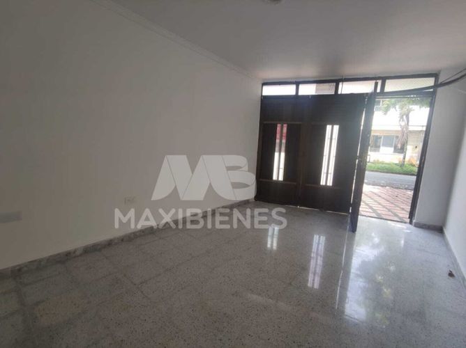 Casa en Arriendo en Lorena, Medellín - Miniatura 3