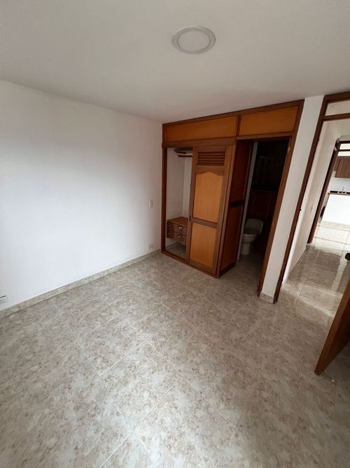 Apartamento en Arriendo en Los colores, Medellín - Miniatura 3