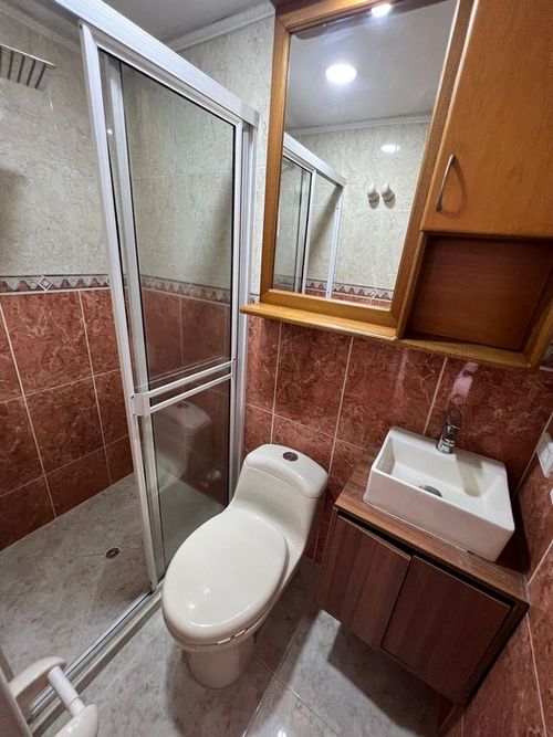Apartamento en Arriendo en Los colores, Medellín - Miniatura 4