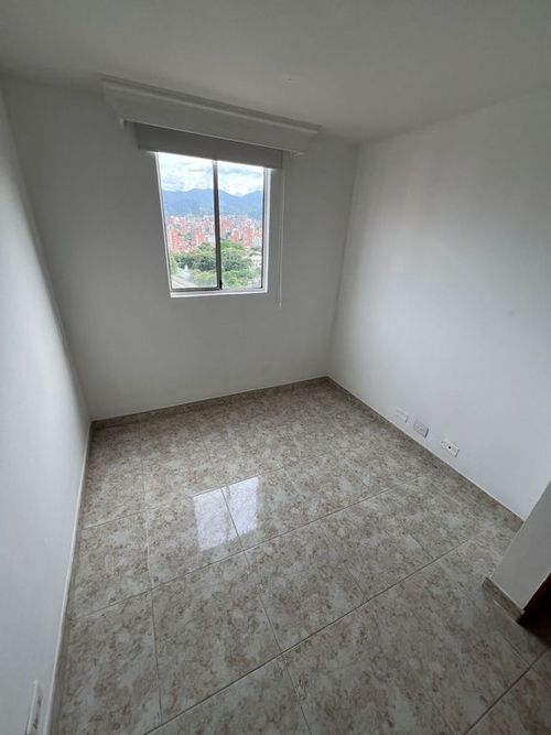 Apartamento en Arriendo en Los colores, Medellín - Miniatura 9