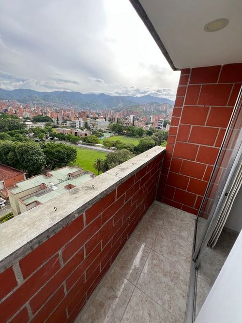 Apartamento en Arriendo en Los colores, Medellín - Miniatura 10