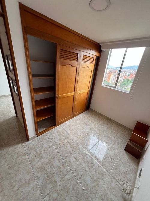 Apartamento en Arriendo en Los colores, Medellín - Miniatura 11