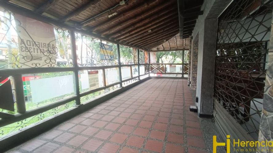 Local en  Arriendo en Laureles, Medellín - Miniatura 3