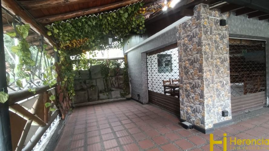 Local en  Arriendo en Laureles, Medellín - Miniatura 4