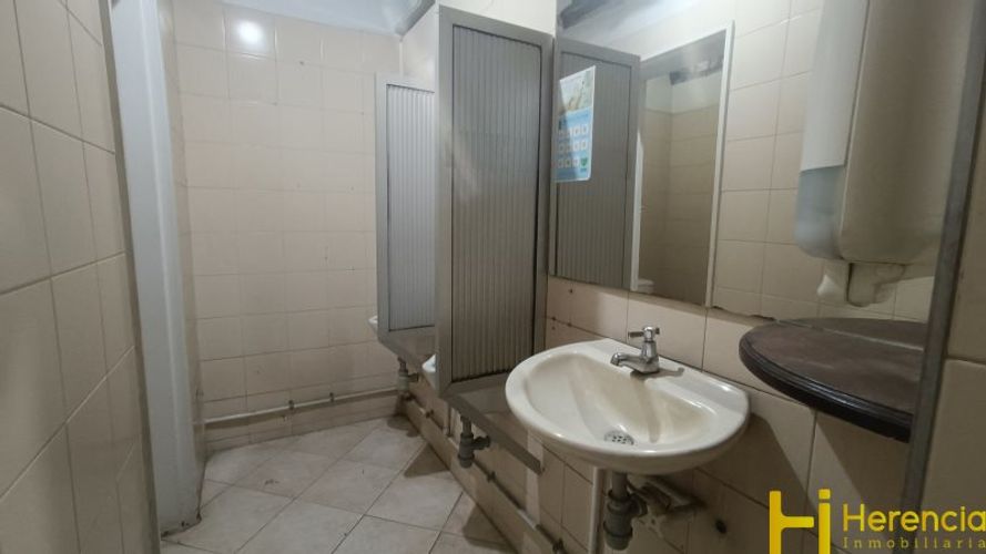 Local en  Arriendo en Laureles, Medellín - Miniatura 11
