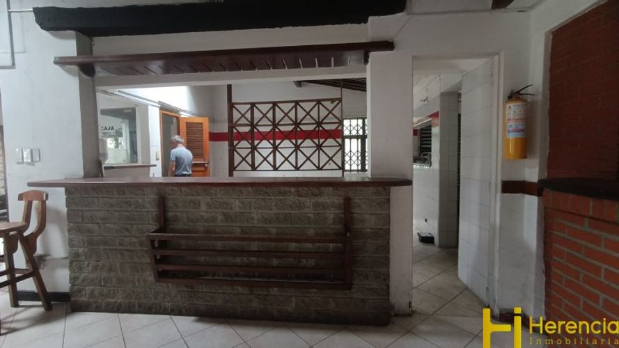 Local en  Arriendo en Laureles, Medellín - Miniatura 12
