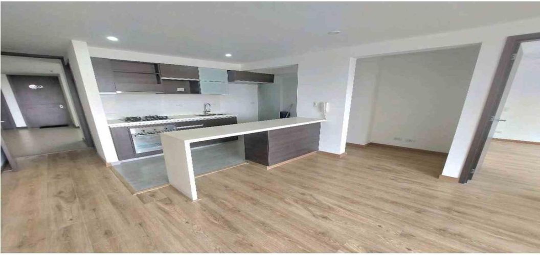Apartaestudio en Venta en Cedritos, Bogotá - Miniatura 3