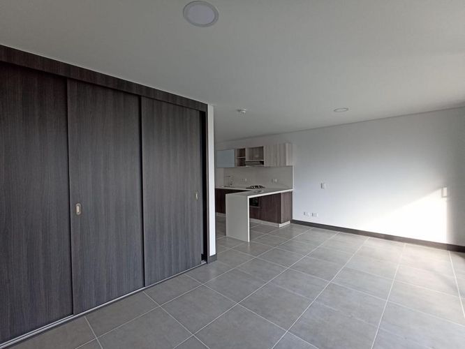 Apartaestudio en Arriendo en El Poblado, Medellín - Miniatura 4