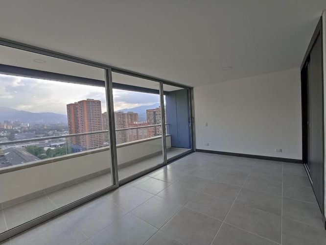 Apartaestudio en Arriendo en El Poblado, Medellín - Miniatura 5