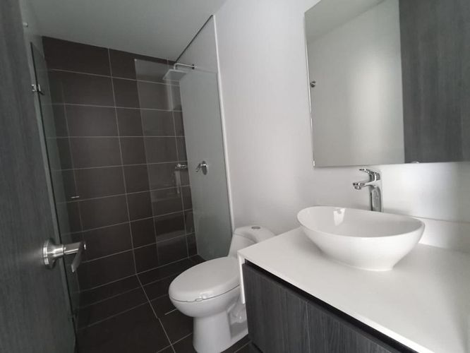 Apartaestudio en Arriendo en El Poblado, Medellín - Miniatura 8