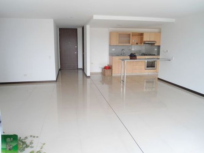 Apartamento en Arriendo en Los Balsos, Medellín - Miniatura 2