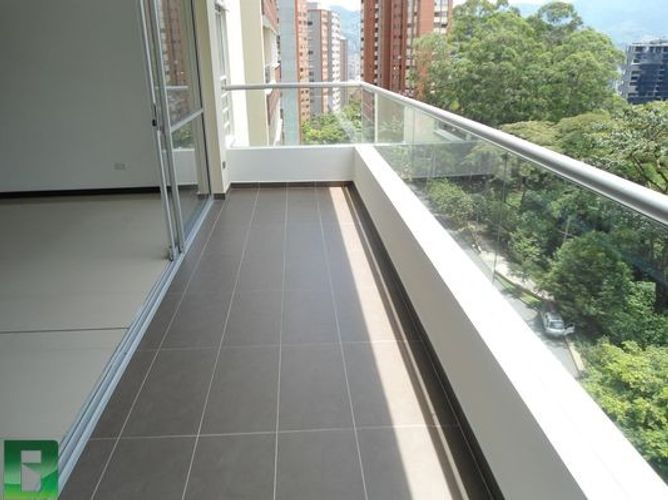 Apartamento en Arriendo en Los Balsos, Medellín - Miniatura 17