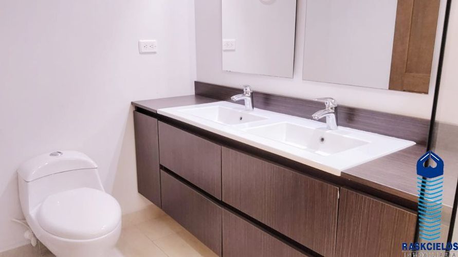 Apartamento en Arriendo en Laureles, Medellín - Miniatura 12
