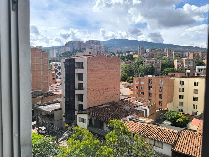 Apartamento en  Venta en Calasanz, Medellín - Miniatura 3