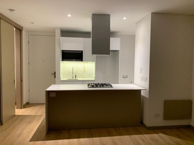 Apartaestudio en Arriendo en Santa Barbara, Bogotá - Miniatura 2