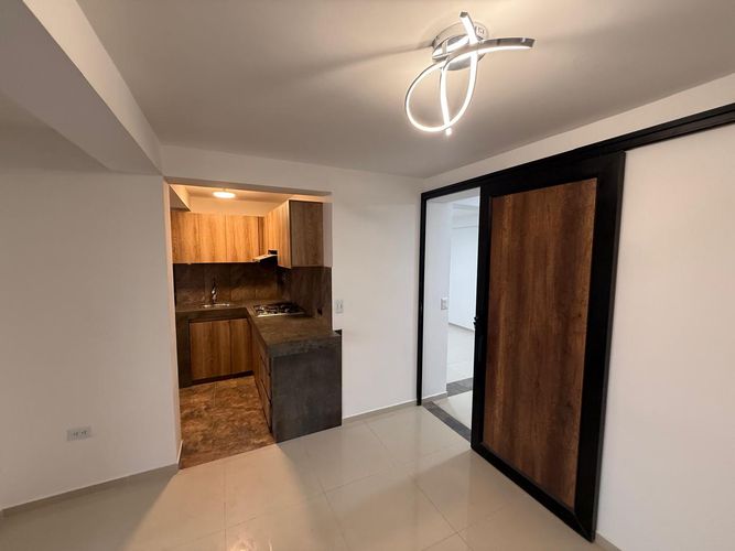 Edificio en Venta en Neira - Miniatura 3