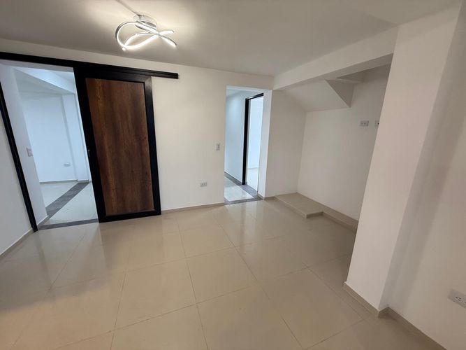 Edificio en Venta en Neira - Miniatura 8