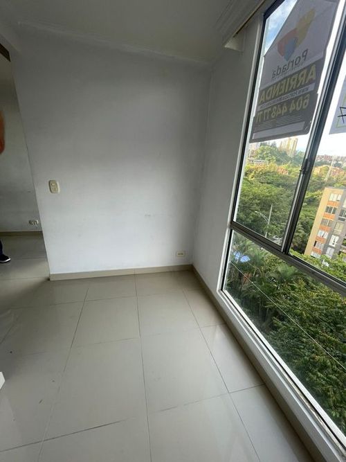 Apartamento en Arriendo en Calasanz, Medellín - Miniatura 3