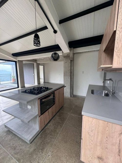 Finca en Arriendo en Loma del Escobero, Envigado - Imagen 1