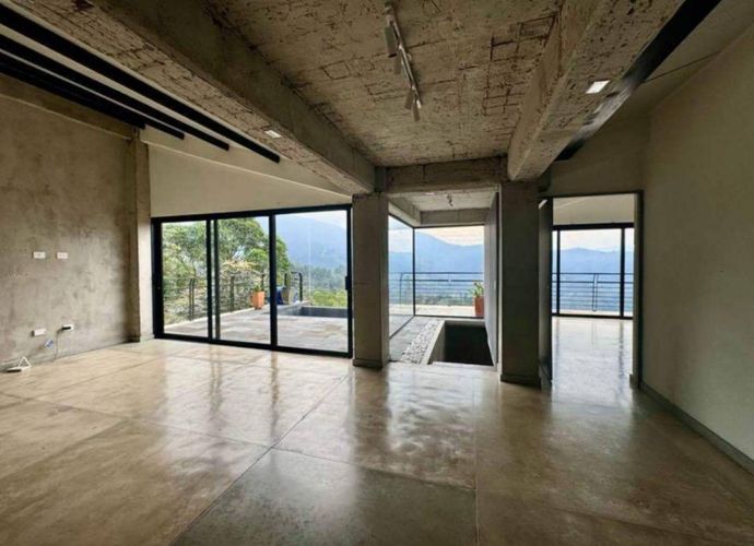 Finca en Arriendo en Loma del Escobero, Envigado - Miniatura 9