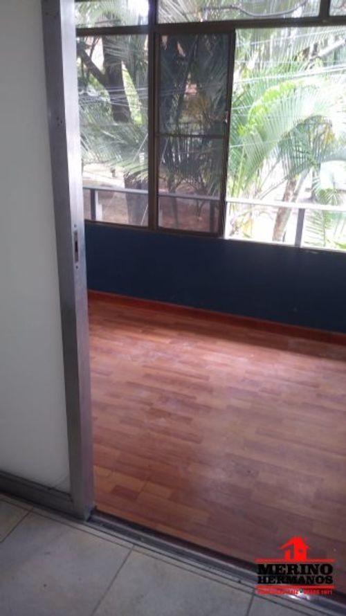 Local en  Arriendo en Laureles, Medellín - Imagen 1