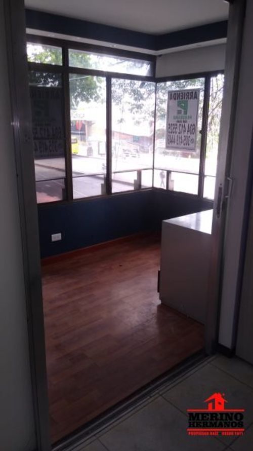 Local en  Arriendo en Laureles, Medellín - Miniatura 2