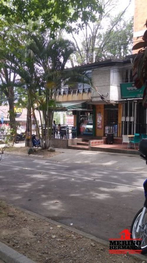 Local en  Arriendo en Laureles, Medellín - Miniatura 13