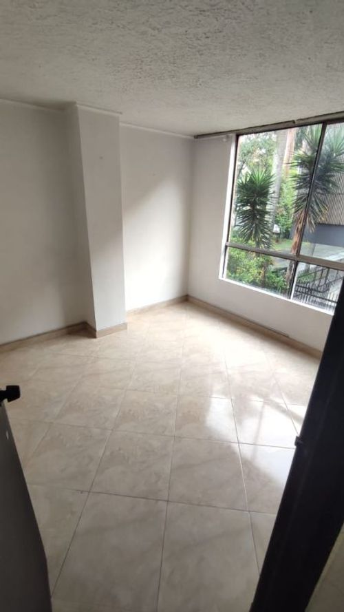 Apartamento en Arriendo en Los colores, Medellín - Miniatura 6