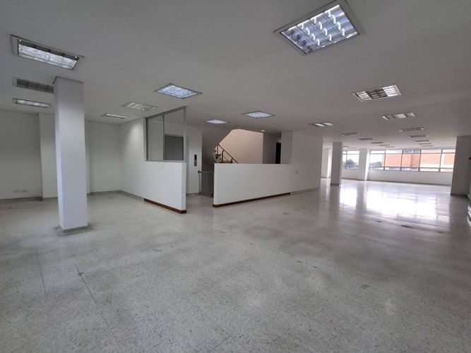 Edificio en  Arriendo en Toberin, Bogotá - Miniatura 11