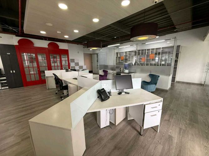 Oficina en Venta en Usaquen, Bogotá - Miniatura 4