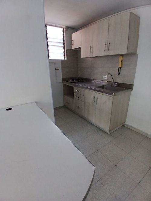 Apartaestudio en Arriendo en Los colores, Medellín - Imagen 1
