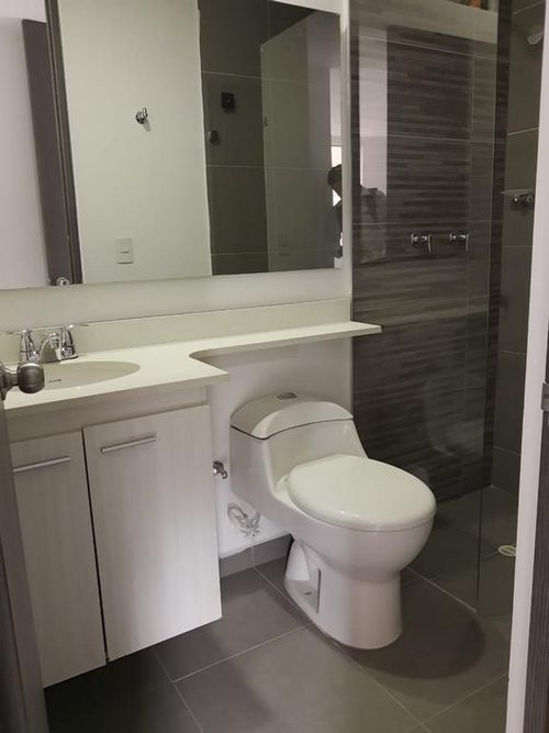 Apartamento en Arriendo en San german, Medellín - Miniatura 2