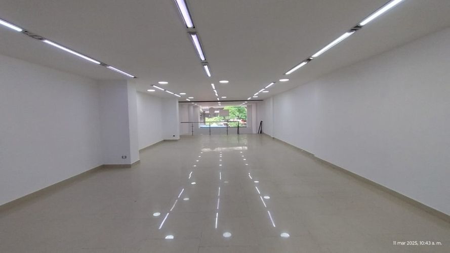 Local en  Arriendo en La candelaria, Medellín - Miniatura 2