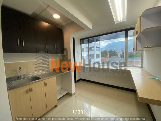 Oficina en Arriendo en Aeroparque juan pablo ii, Medellín - Miniatura 5