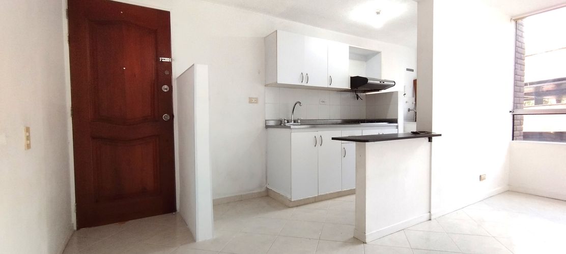 Apartamento en  Venta en El Poblado, Medellín - Miniatura 3