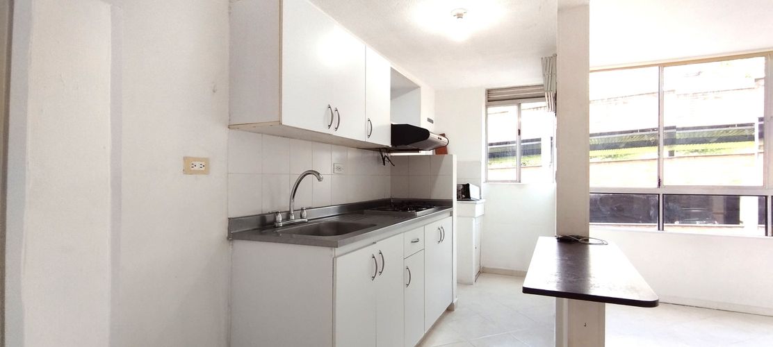 Apartamento en  Venta en El Poblado, Medellín - Miniatura 4