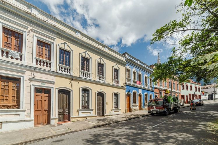 Casa en venta en La candelaria, Bogotá - Miniatura 2