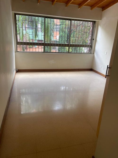 Casa en Arriendo en Los colores, Medellín - Miniatura 2