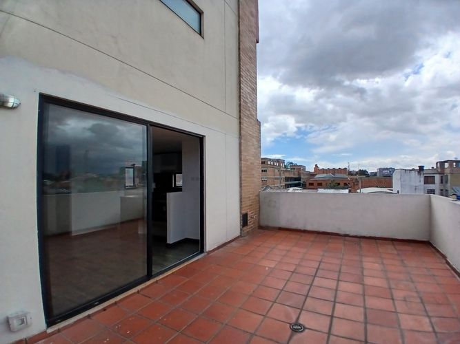 Apartaestudio en  Venta en Nuevo Campin, Bogotá - Miniatura 3
