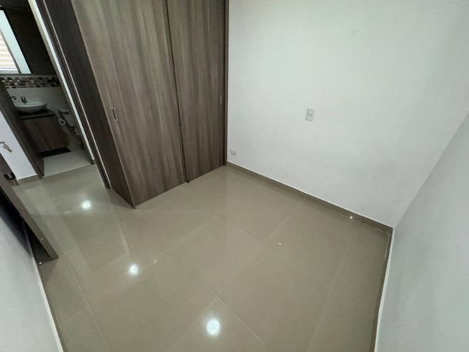 Apartamento en Arriendo en Pajarito, Medellín - Miniatura 6
