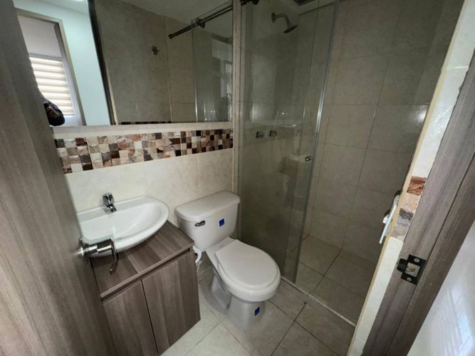 Apartamento en Arriendo en Pajarito, Medellín - Miniatura 11