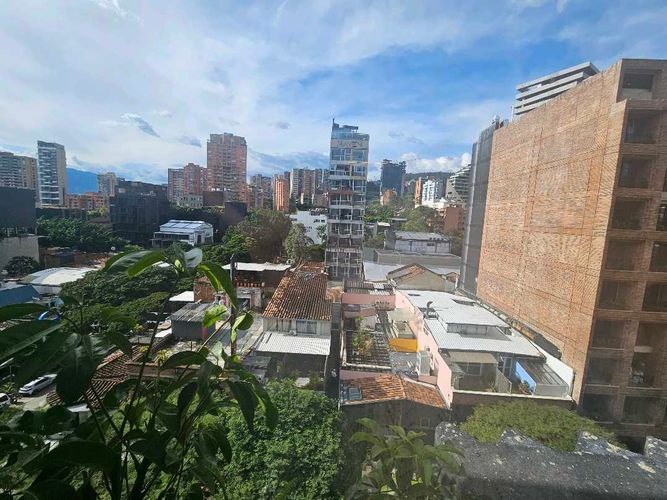 Apartaestudio en Venta en El Poblado, Medellín - Miniatura 9