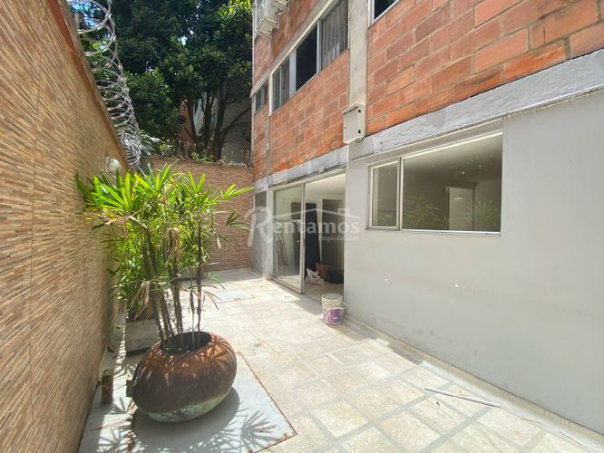Oficina en Arriendo en El Poblado, Medellín - Miniatura 3