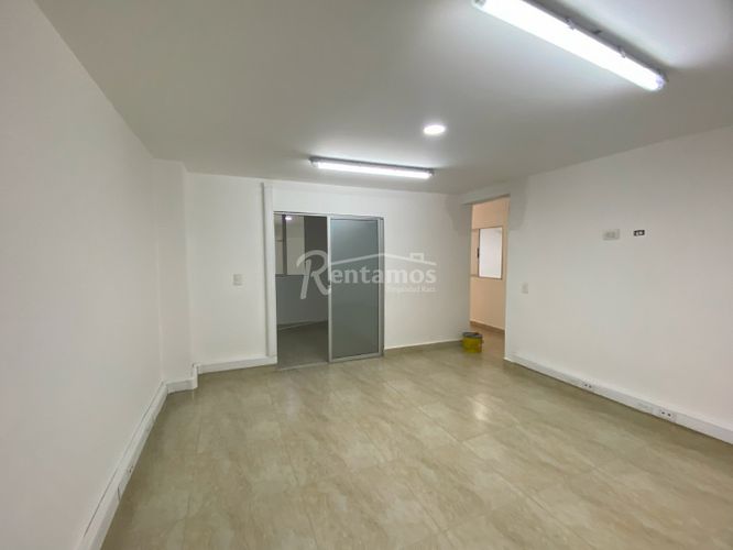 Oficina en Arriendo en El Poblado, Medellín - Miniatura 4