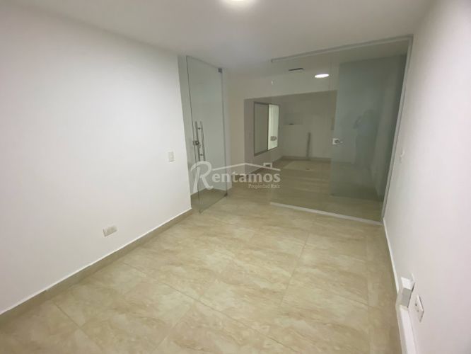 Oficina en Arriendo en El Poblado, Medellín - Miniatura 8