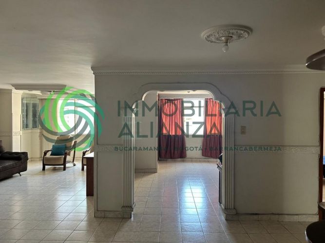 Apartamento en venta en Sotomayor, Bucaramanga - Miniatura 3